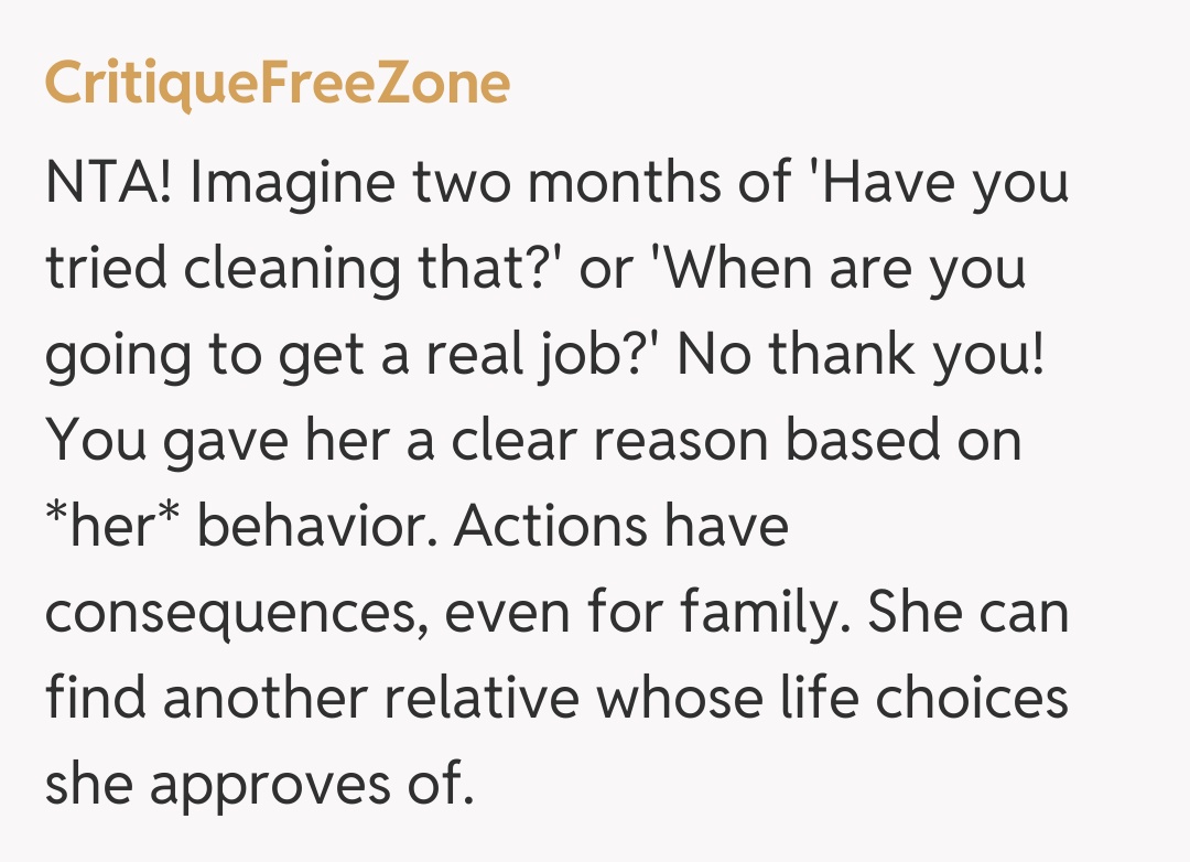 Comentariu de la CritiqueFreeZone