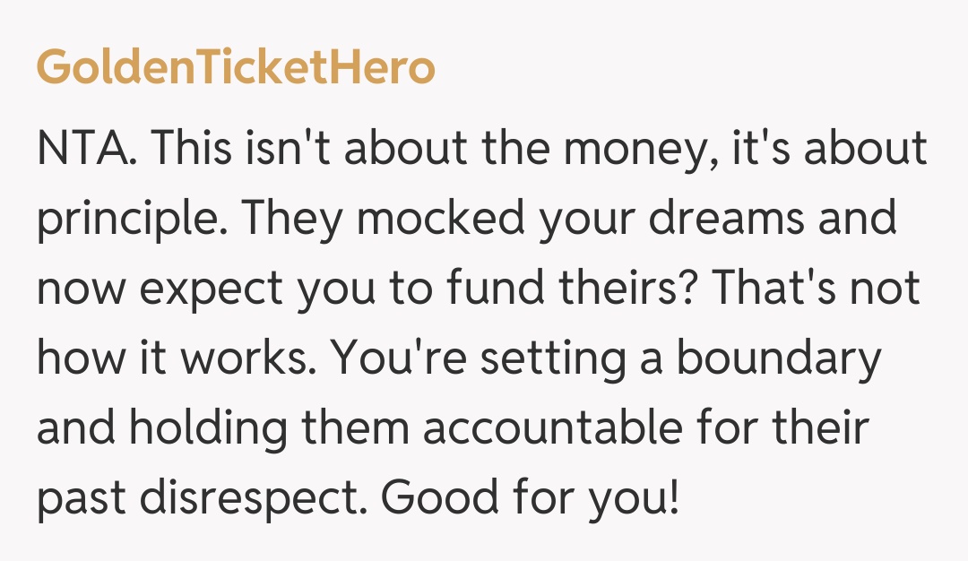 Comentariu de la GoldenTicketHero