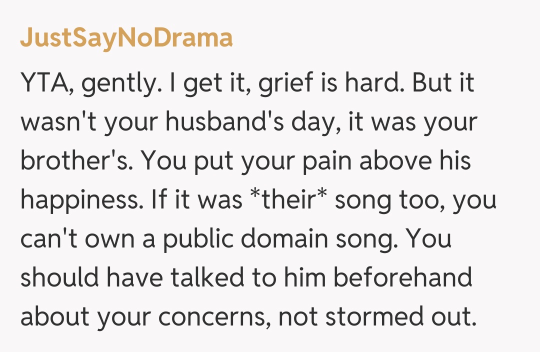 Comentariu de la JustSayNoDrama