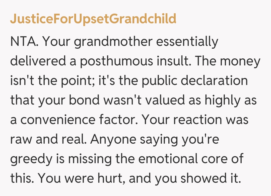 Comentariu de la JusticeForUpsetGrandchild