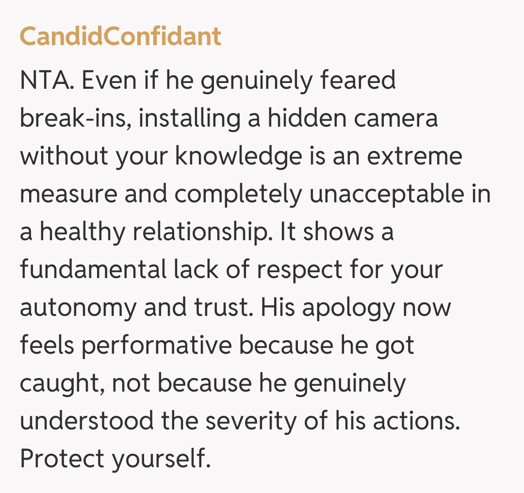 Comentariu de la CandidConfidant