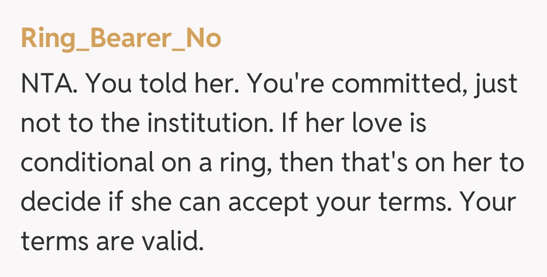 Comentariu de la Ring_Bearer_No