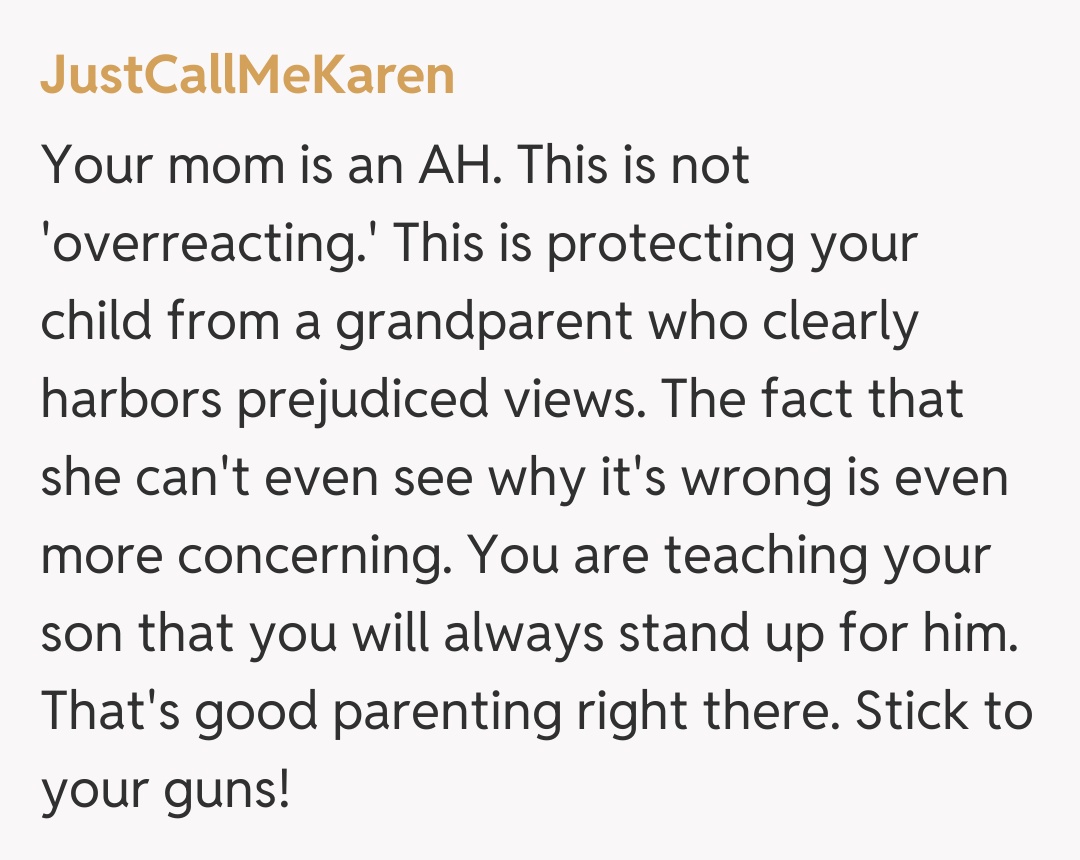 Comentariu de la JustCallMeKaren