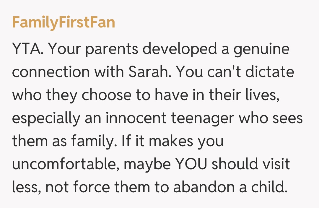 Comentariu de la FamilyFirstFan