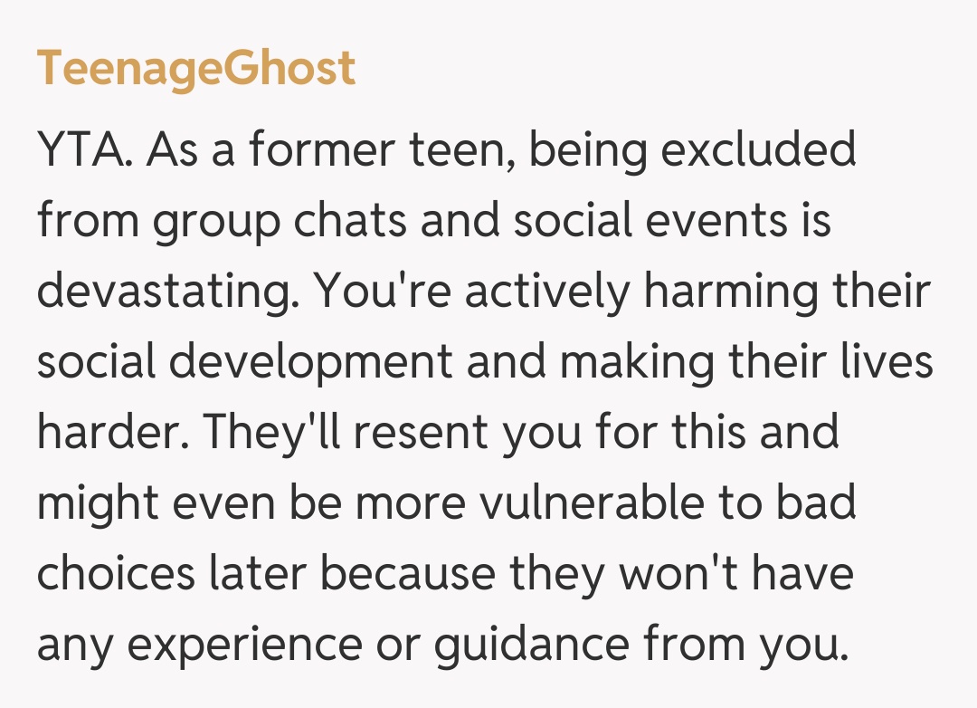 Comentariu de la TeenageGhost