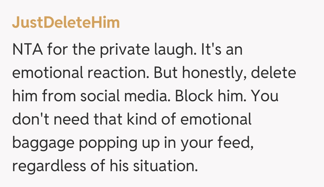 Comentariu de la JustDeleteHim