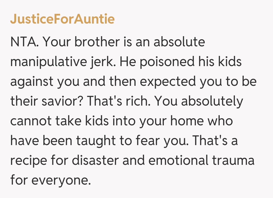 Comentariu de la JusticeForAuntie