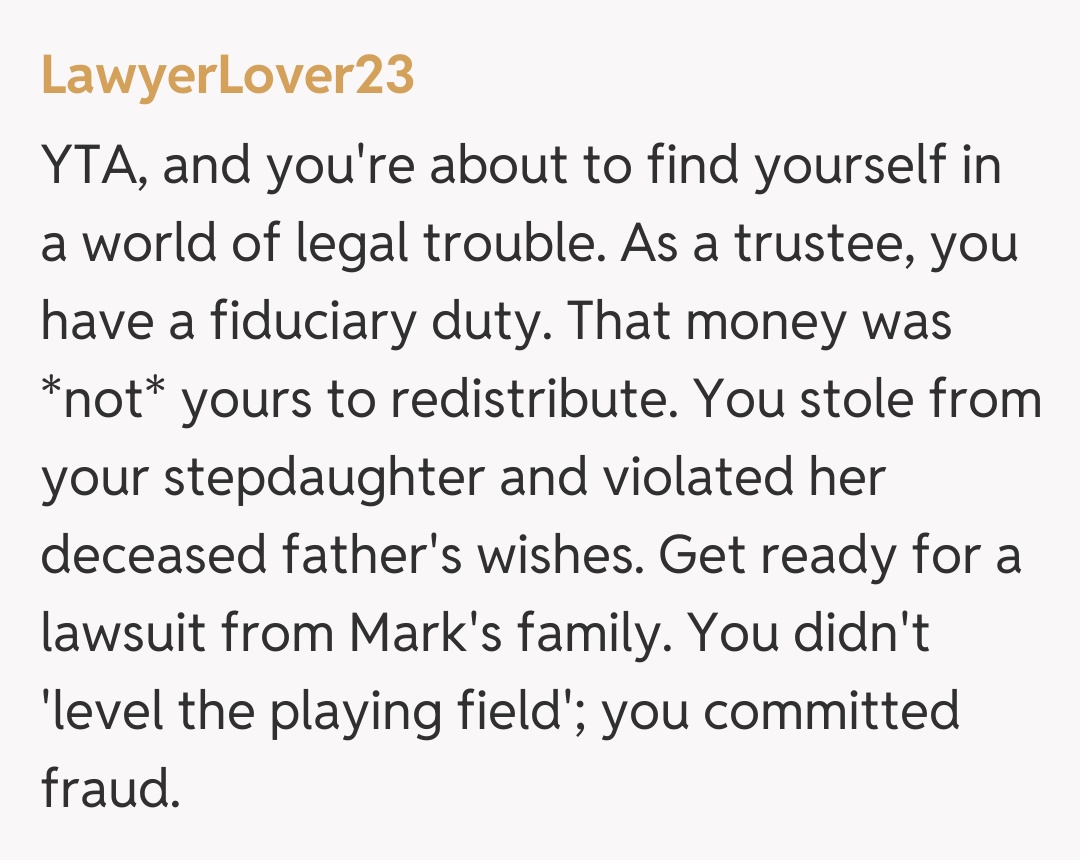 Comentariu de la LawyerLover23