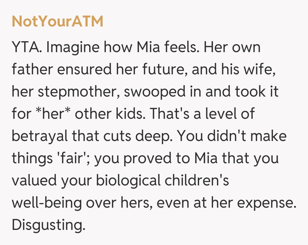 Comentariu de la NotYourATM