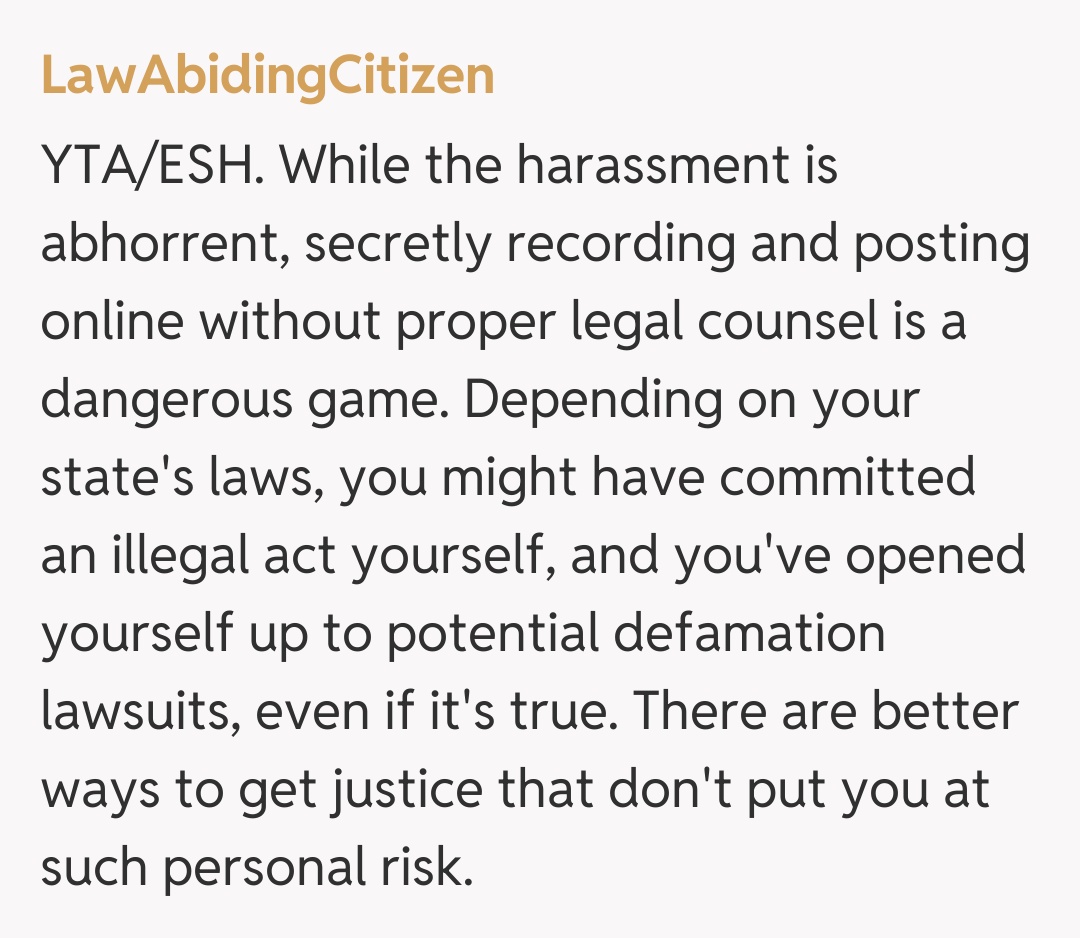 Comentariu de la LawAbidingCitizen