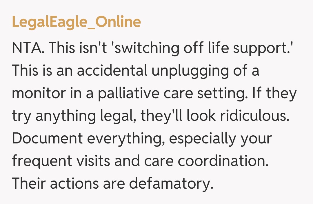 Comentariu de la LegalEagle_Online