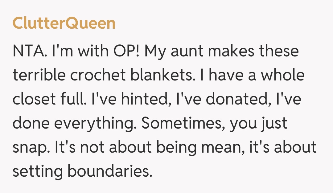 Comentariu de la ClutterQueen