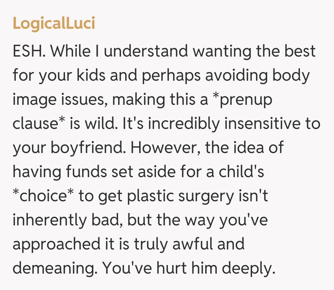 Comentariu de la LogicalLuci