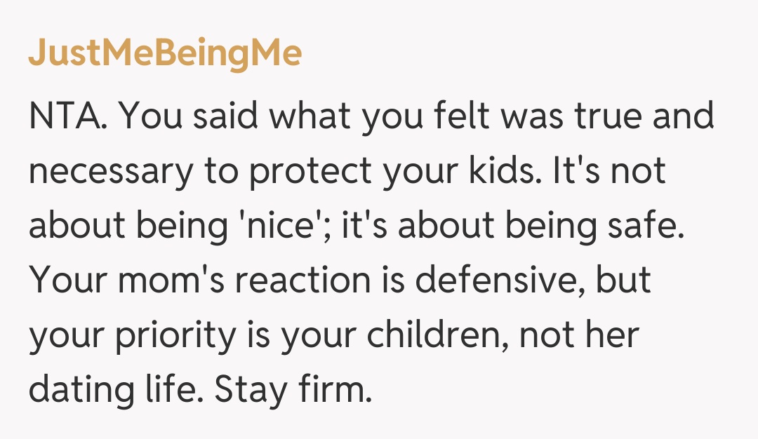 Comentariu de la JustMeBeingMe