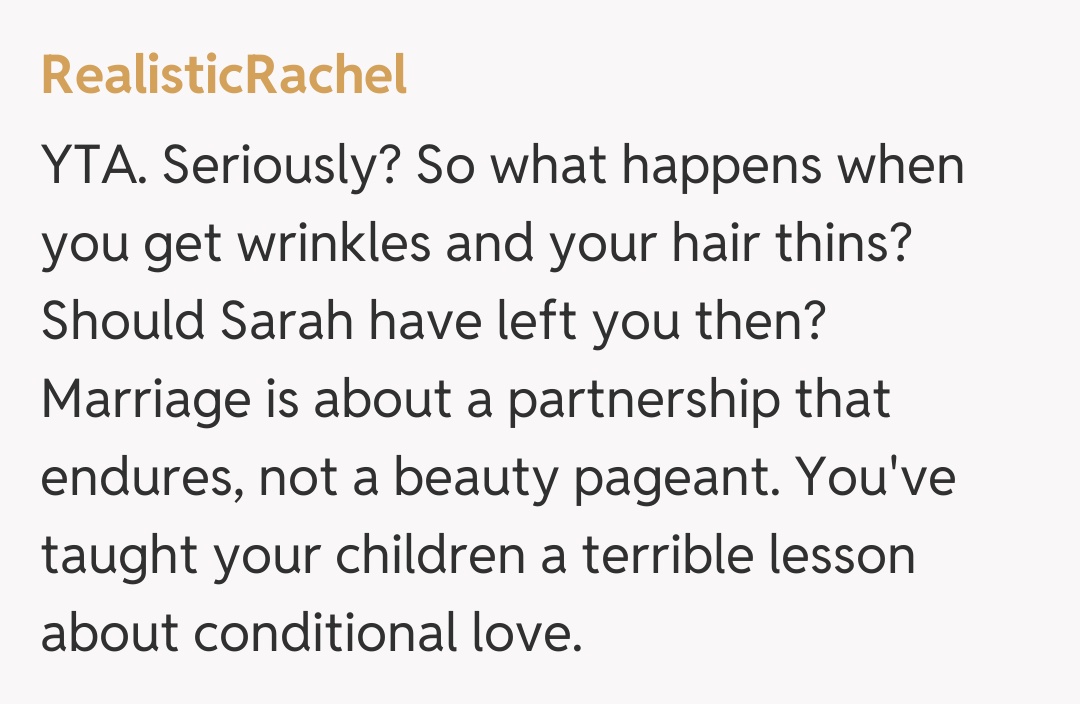 Comentariu de la RealisticRachel