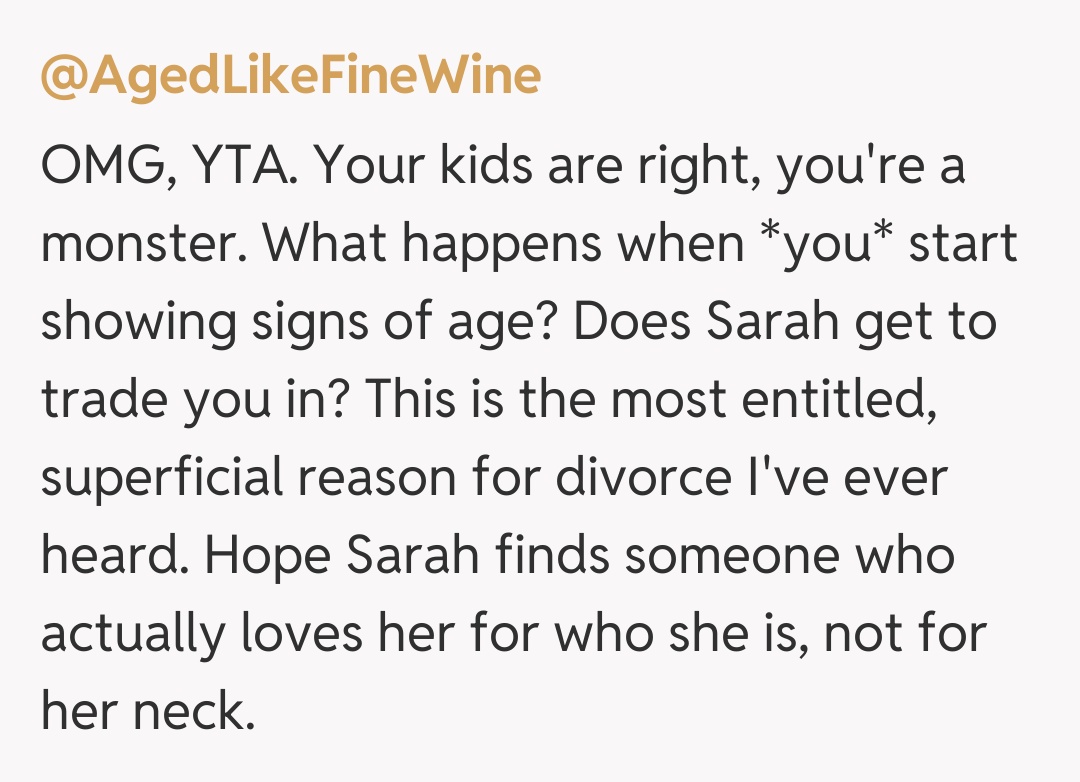 Comentariu de la @AgedLikeFineWine