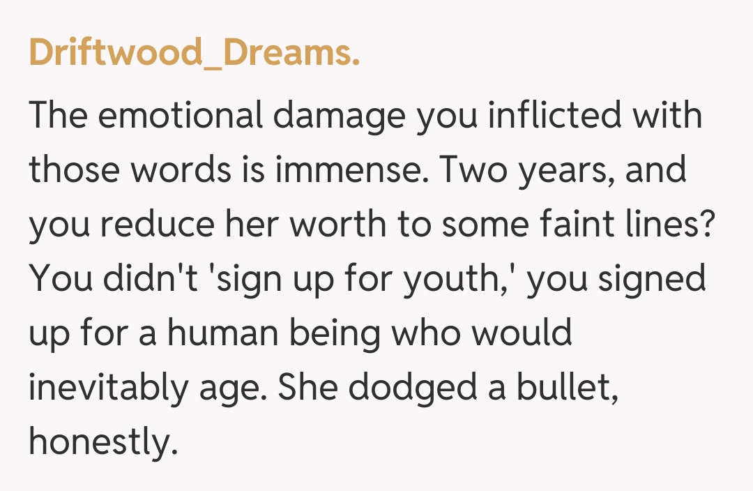 Comentariu de la Driftwood_Dreams.