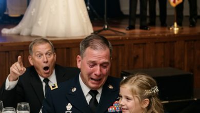 Photo of I Was Pushed Out of the Family Photo at the Wedding—Seconds Later, the Truth Left Everyone Silent