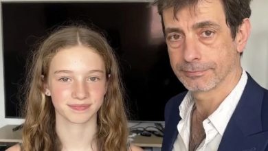 Photo of The School Said My Daughter Had Skipped Class All Week — But I Watched Her Leave Every Morning. So I Followed Her Bus.