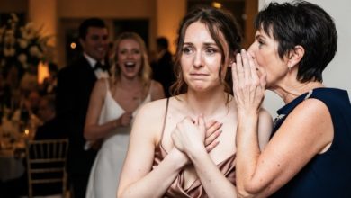 Photo of They Seated Me Near the Kitchen at My Sister’s Wedding to Protect Their Image—Until an Unexpected Arrival Turned the Entire Reception Upside Down