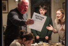 Photo of My Family Claimed My House Belonged to My Brother… Until a Single Document Turned the Entire Table Against Them