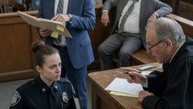 Photo of My Father Mocked Me for Standing Alone in Court, but the Moment the Judge Opened the File, the Entire Room Learned Who I Really Was