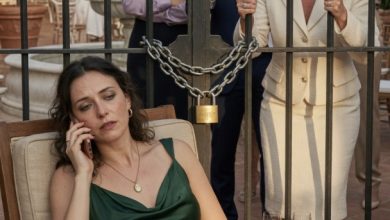 Photo of My Mother-in-Law Arrived With Balloons and Cake to Claim My House, but the Locked Gate, a Speakerphone, and One Hidden Recording Turned Her Birthday Party Into a Public Exposure