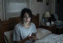 Photo of She Thought Her Neighbor Was Gone—Until a Late-Night Message Led Her to a Shocking Discovery