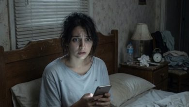 Photo of She Thought Her Neighbor Was Gone—Until a Late-Night Message Led Her to a Shocking Discovery