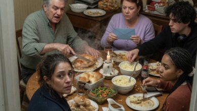 Photo of My Mom Removed My Chair From Thanksgiving—Then Learned I Paid Every Bill