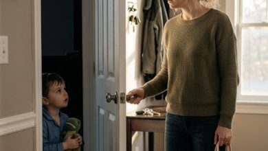 Photo of SHE ASKED ME TO FEED HER DOG… BUT I FOUND HER FIVE-YEAR-OLD SON LOCKED INSIDE THE HOUSE
