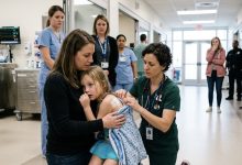 Photo of I Pulled Back My Niece’s Swimsuit Strap—What I Found Sent Us Racing to the Hospital