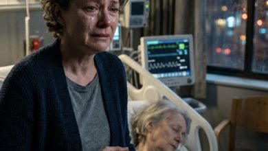 Photo of My Husband Abandoned His Dying Mother for His Mistress… Her Final Gift Destroyed His Entire Life