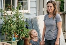 Photo of After My Divorce, an Elderly Landlord Offered Me a Tiny Apartment… Three Years Later, He Changed My Life Forever