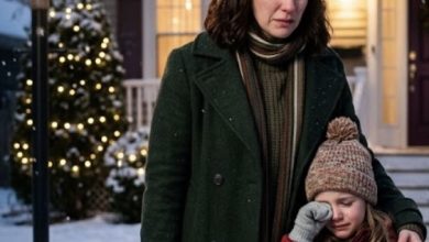 Photo of My Ex-Husband Threw Me and Our Kids Out on Christmas Eve—Then One Old Bank Card Changed Everything