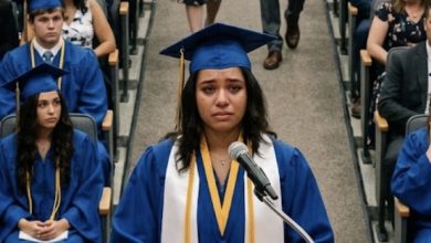Photo of My Parents Walked Out During My Valedictorian Speech—Then a Stranger in the Back Row Told Me Who My Real Father Was