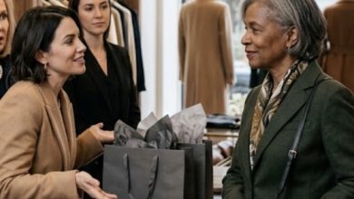 Photo of “Looks Like I Forgot My Card Too,” I Said After My Daughter Pushed Nearly $2,000 Worth of Luxury Purchases Toward Me