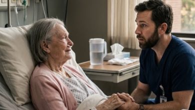 Photo of An 82-Year-Old Woman Asked Me to Marry Her as Her Dying Wish—After She Died, Her Lawyer Handed Me a Bag That Revealed Why She Chose Me
