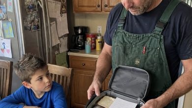 Photo of My Son Saw His Dad Throw Away the Lunch I Packed Every Morning—So I Followed Him and Discovered His 9-Year Secret