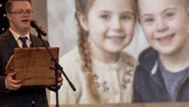Photo of My Brother With Down Syndrome Built My Prom Gift in Secret—Then His Words Silenced a Room of 400 People