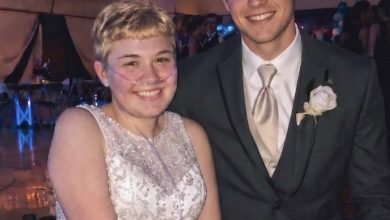 Photo of My Sick Daughter Was Mocked at Prom—Then the Most Popular Boy Asked Her to Dance and Silenced the Entire Room