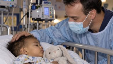 Photo of The Doctor Reached for My Baby’s Hand, Then Asked Me One Question About His Father That Changed Everything