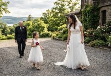 Photo of My Niece Walked Up to Me Minutes Before My Wedding and Said Something My Father Had Hidden for Three Years