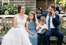 Photo of Ten Minutes After Our Wedding, My Stepdaughter Asked Me to Sit Down With Her