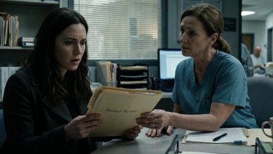 Photo of For Six Years, I Believed My Mother Was Just Another Patient. Then a Nurse Handed Me a Folder With Her Name on It.