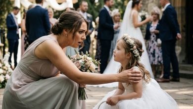 Photo of I Was a Bridesmaid at My Best Friend’s Wedding. Then One of the Flower Girls Told Me Why Her Mother Wasn’t Coming.